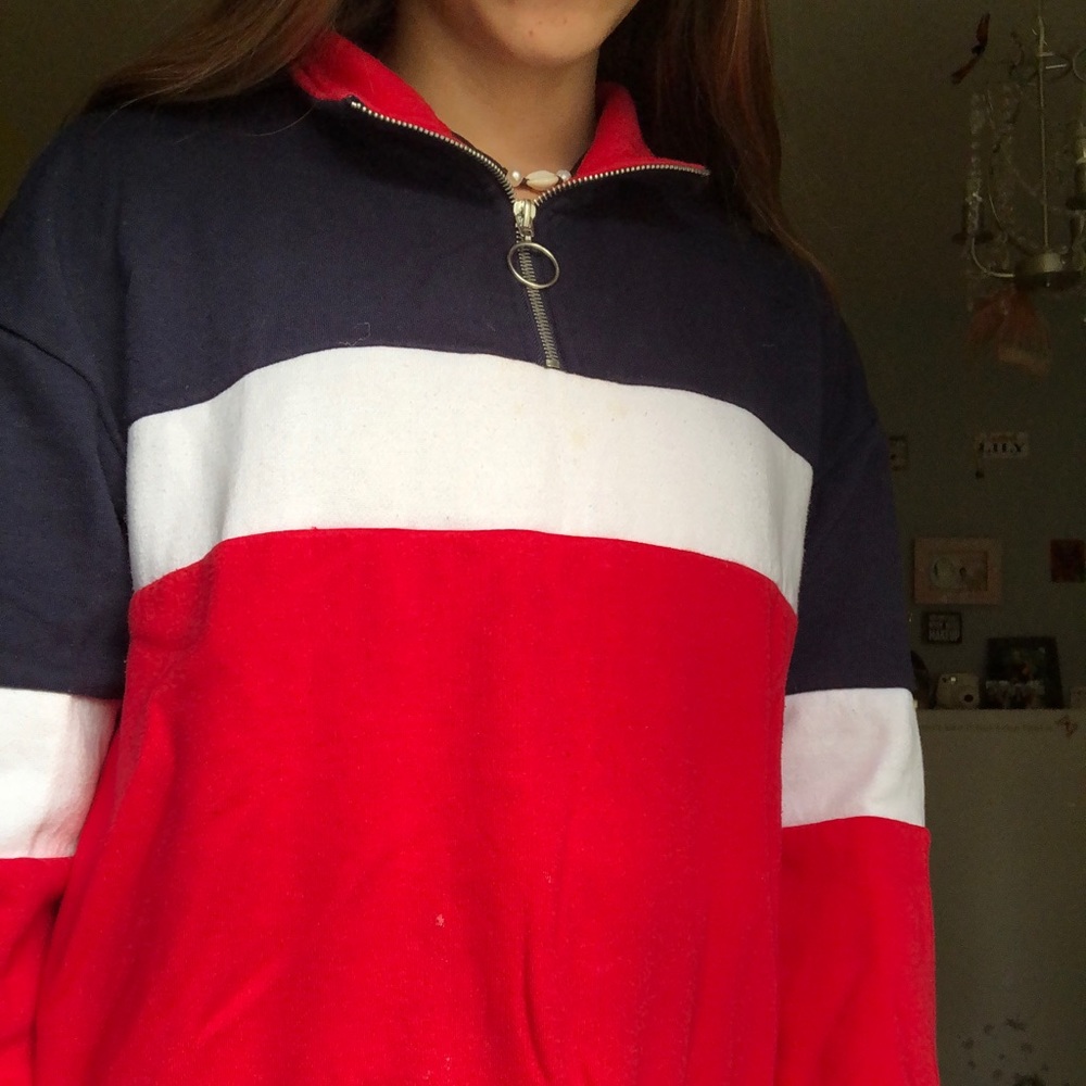 Pullover - Picture 2 of 3